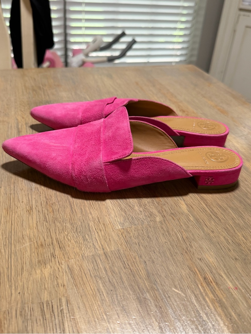 Tory Burch Pink Suede Pointed Toe Mule Loafers Women’s Size 8M